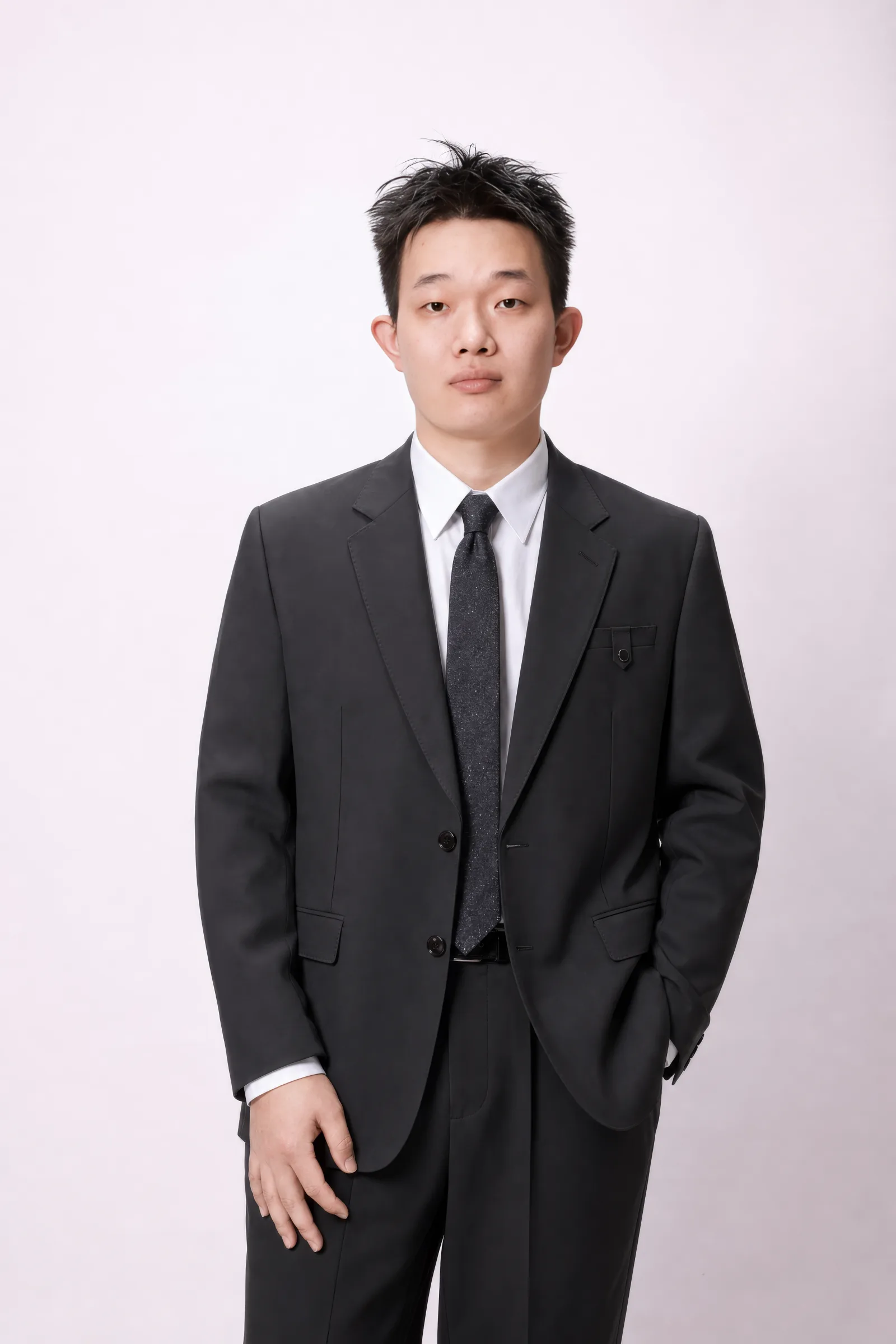 刘冉（耳总）的正式创始人肖像